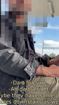 Desconhecido Curioso Muito Latino Se Aproximou Em Uma Estação De Trem E Persuadido Para O Primeiro Sexo Gay