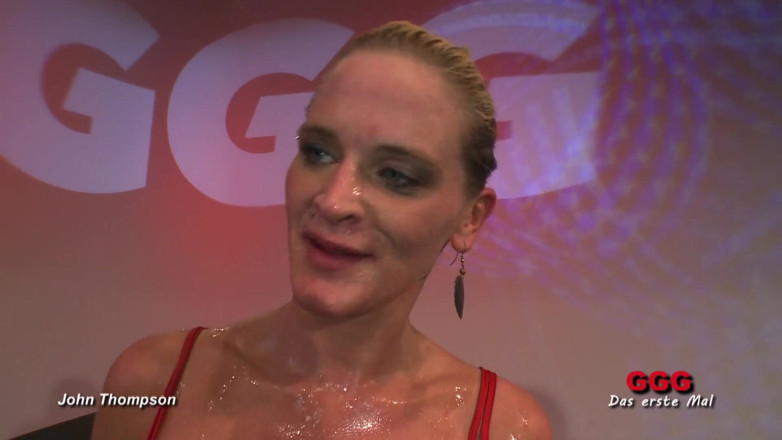 German Hardcore Gangbang: Ggg John Thompson - Blond Joyce suger och blir hårt