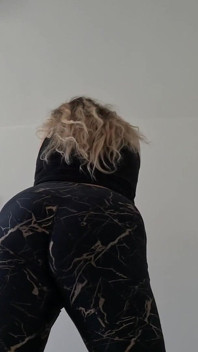 Pod prdy Booty Blasts POV legíny