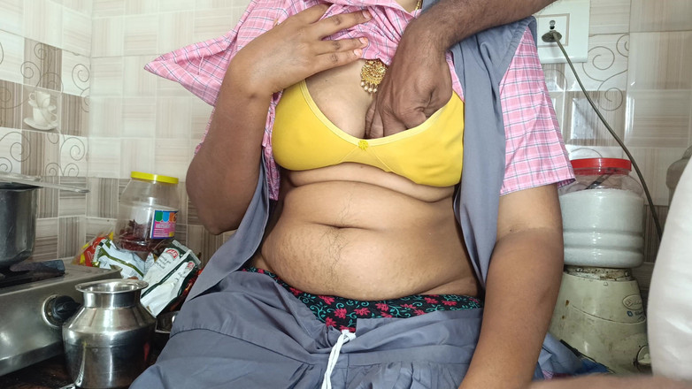 Pushpa studio: Üniversite öğrencisi viral video