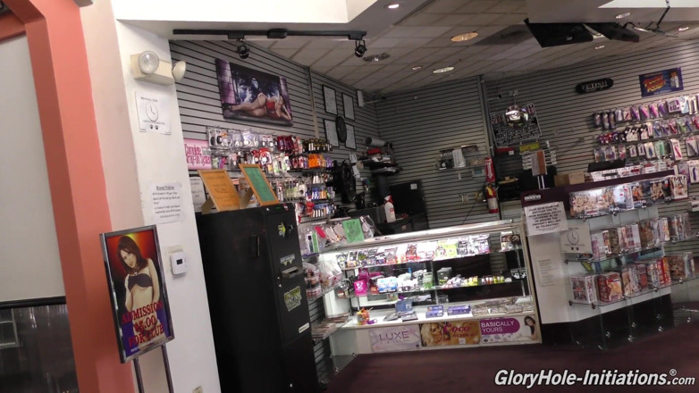 Gloryhole Initiations: Ebony Yara Skye's first experience at gloryhole