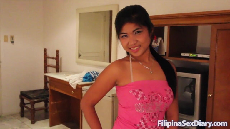 Sex Diary: Thick booty Pinay fucks big dick foreigner