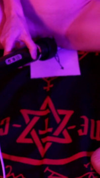Satanische art zu kommen