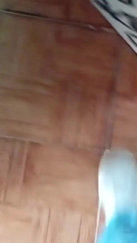 Komşumun iç çamaşırıyla mastürbasyon yapmak
