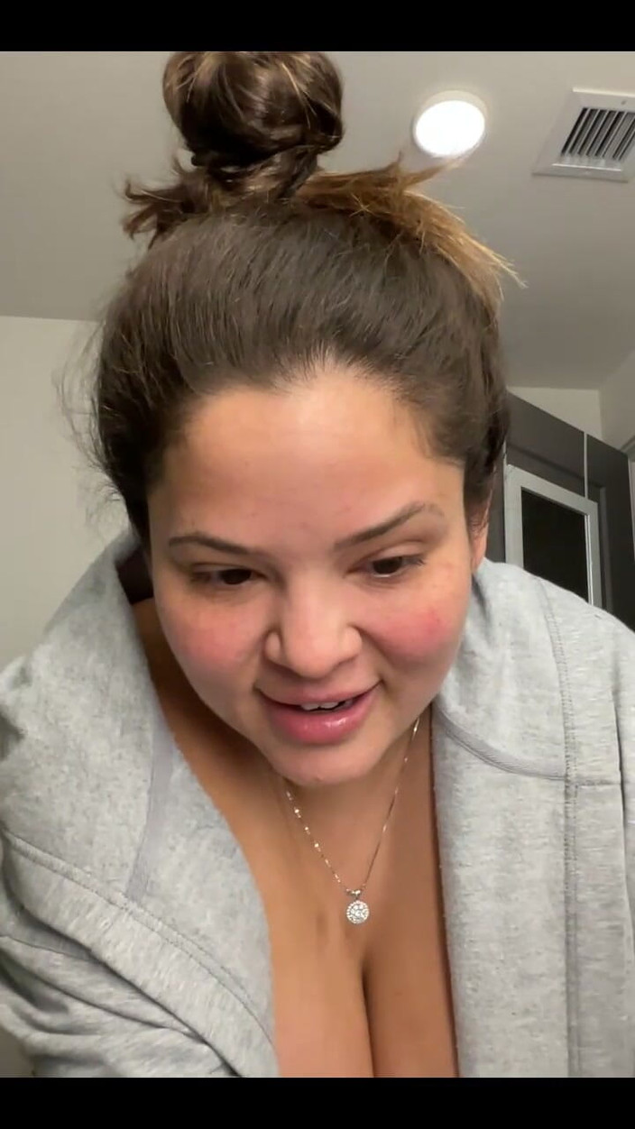 Dani Valentina: Hey Babe