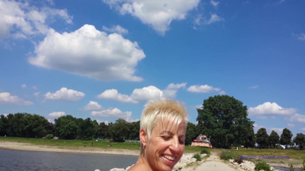 Porno Cloud: Outdoor cum.