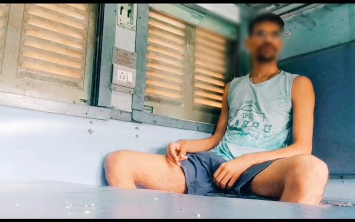 Tani: Collegejongen in de trein