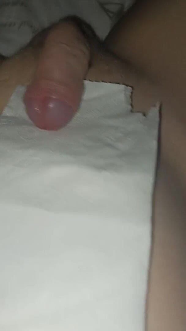 VickyDevil: Masturbazione lenta con una mano