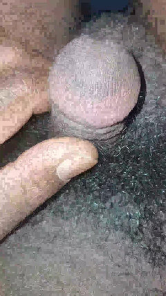 Anaiasali: Masturbuje můj chlupatý penis 2