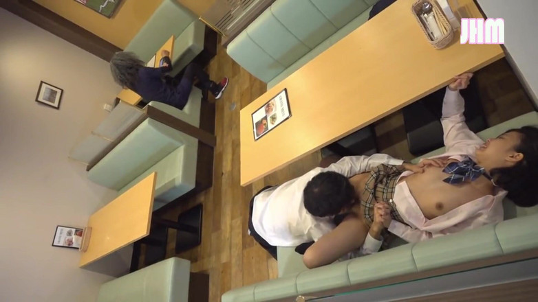 Japanese Hentai Matings: 班级代表的副手mahiro揭示了她对每个人保密的一面 - 第4集