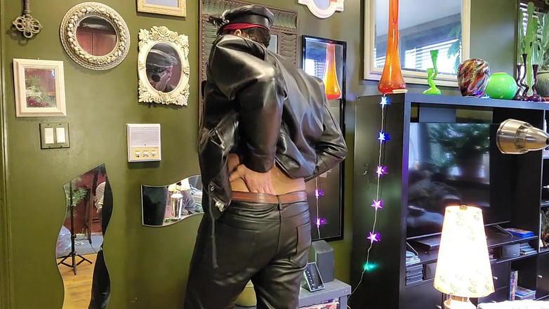 Kennie Jai: Kennie Jai Jerks off in Leather and Cums Huge for...