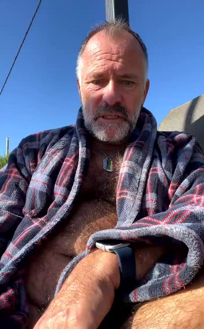 Daddybearvlc: Vods solo sexy - Chat de bună dimineața