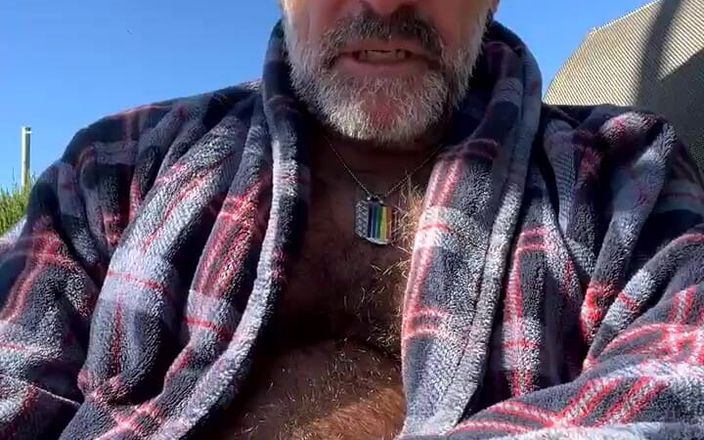 Daddybearvlc: Steamy Solo Vods - Good Morning Chat