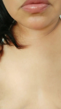 Married Cheating Whore Likes to Do Golden Showers and Pee While Masturbating