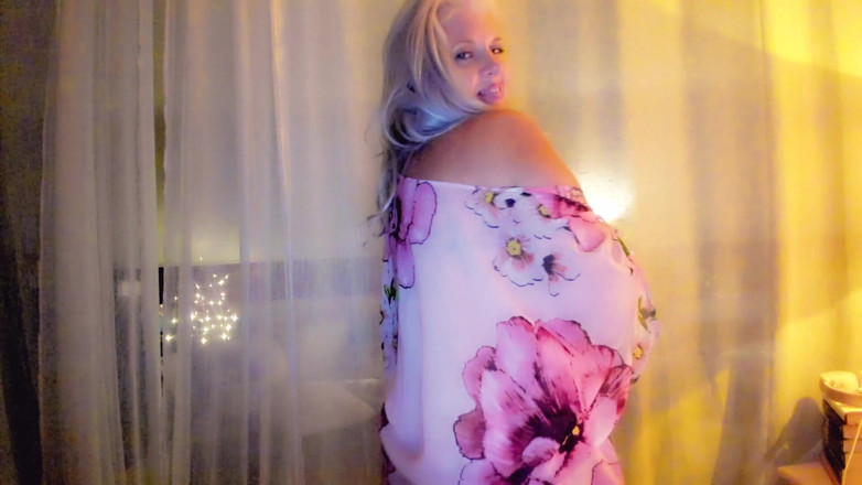 PaintedRose Taboo Femdom Fetish MILF: Máy bay bà già gợi cảm rosie khiêu vũ vì...