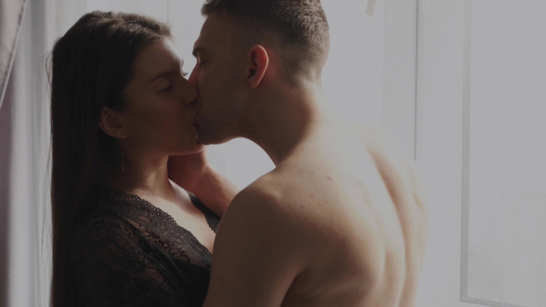 Stefany Kyler: Sensual sexo caseiro
