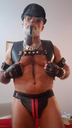 Muscles Cigar FFPig: Cigar Stepdad Enjoyin Pipe with a New Pair of Nipple...