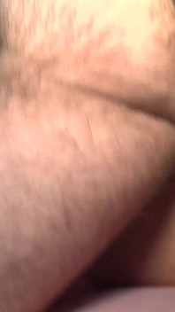 Dopo un pompino di gruppo sexy arriva una dura gangbang