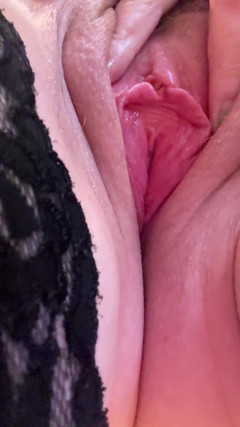 Sophie James: Titty Tuesday Świeżo pieprzona cipka