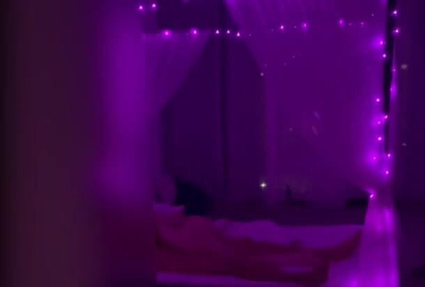 Curry: Рогоносець, що шпигує за його дружиною