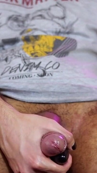 Jerking off with oil and a vibrator until I cum  I need a nice wet ass next