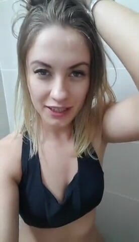 Erotic Tanya: Pinkeln und furzen, zusammenstellung