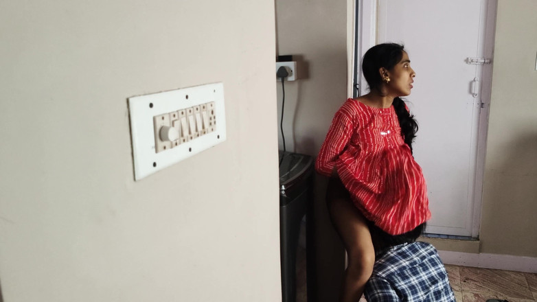 Parizadi: Indisches desi-mädchen video zum ersten mal sex mit freund