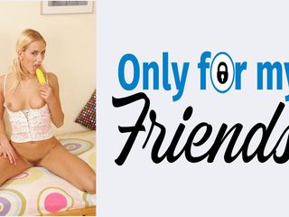 Only for my Friends: Justin的第一部色情片Ashley，一个18岁的金发女郎喜欢用成人玩具自慰并自慰