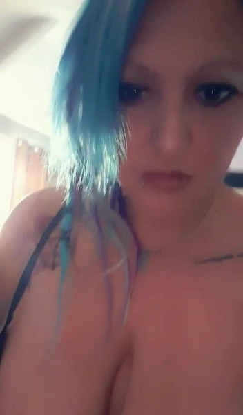 Livie Blainn: Mulut Bermain