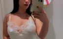 Emanuelly Raquel: Selfie in der umkleidekabine
