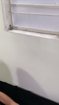 彼は子犬とセックスする