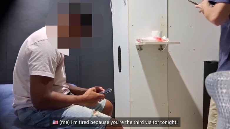Pvt gloryhole br (brazil): Pria kulit hitam dengan pantat bahenol dan kontol raksasa pria...