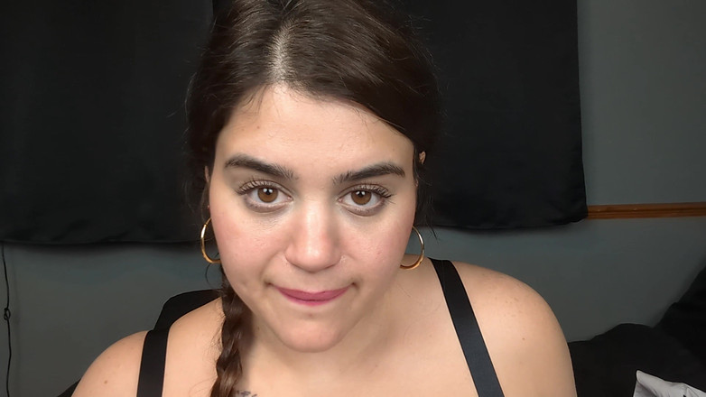 LuciaLatinaGomez: Professeur Cum "J’ai besoin d’un a, Monsieur ... Je ferai n’importe quoi"