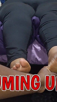 Dominacja SSBBW z footjob Jackie Nola Style