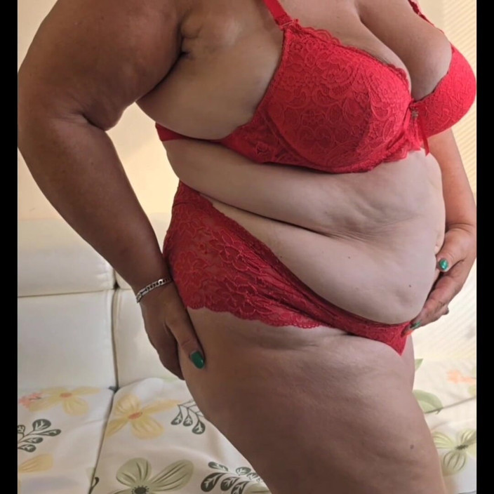 Twinkle Lady VIP: Wunderschöne fette ältere reife mit dickem bauch, schönen großen brüsten und...