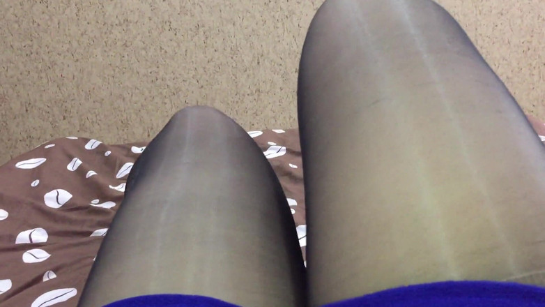 Lux Eva: Alices sexy beine