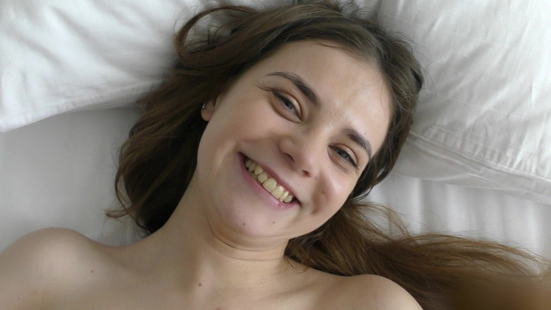 Beekeeper: Kardeşim, çok güzelsin, ne kadar büyük bir penisin var