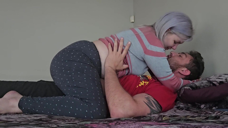 HornyPussy2018: Pessoas Fazendo Sexo Apaixonado Essa Mulher Adora Estar No Topo...