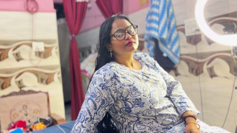 Sonathakur: Desi Indian Stepsister Squirt Orgasm Sex Hindi Video