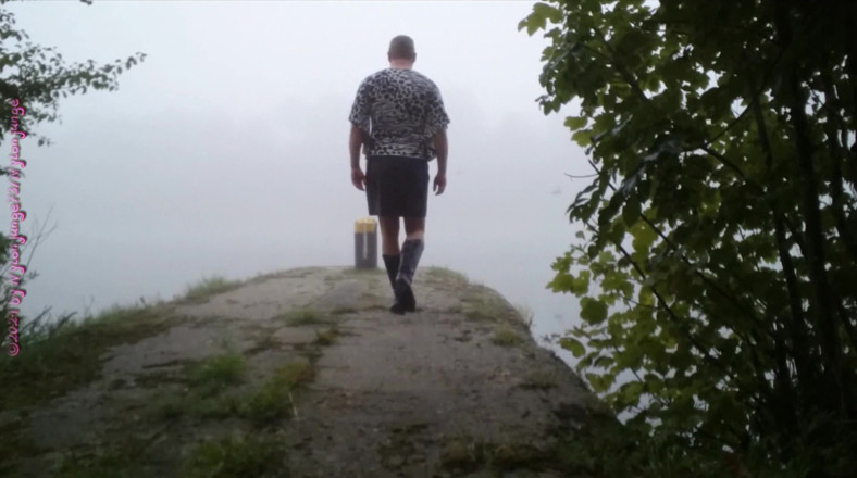 Carmen_Nylonjunge: Mornings in the fog 2