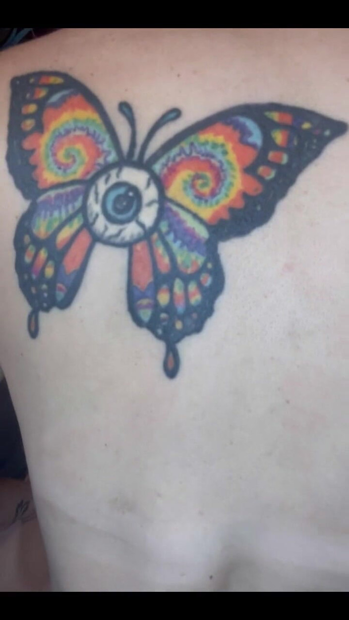 Suzy Wylde: 私の美しいお尻を探ろう