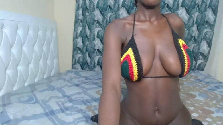 Ebonyschat: Lina - tette e pecorina per giorni