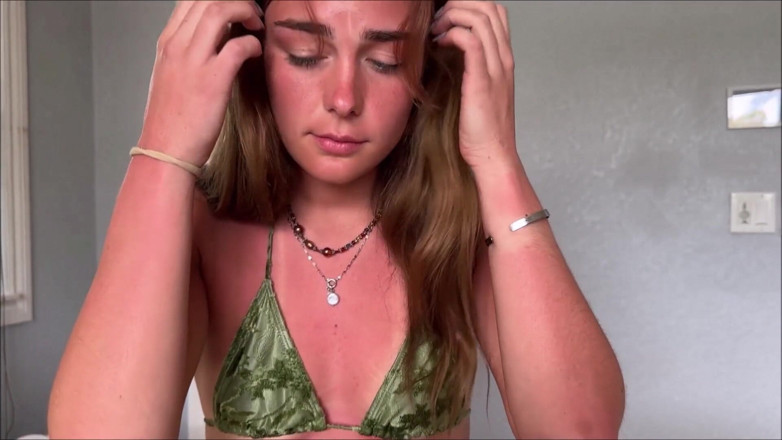 Alex Adams: Kleine stiefschwester sonnenbrand-unfall - arabella rose - familientherapie