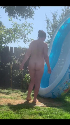 Keira_xxxxxx: Горячие дни нуждаются в холодном душе, отказ от ответственности звук отредактирован, чтобы удалить обсуждения