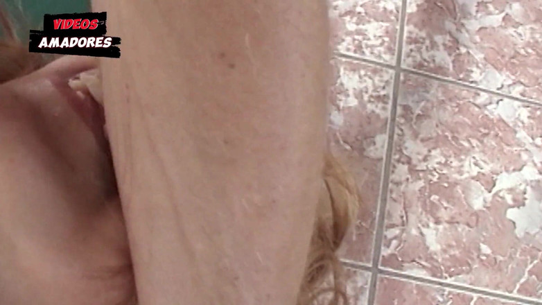 Amateurs videos: Istriku pacarnya di peternakan