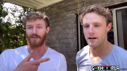 Gay Hoopla: ハンサムなジャスティン·テイラーは、セージハードウェルのために彼のお尻を広げる