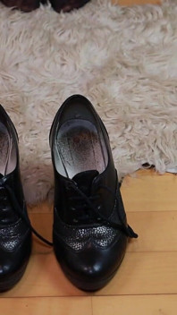 ถุงน่องใส่แล้ว & รองเท้า Oxford เล่นรองเท้า