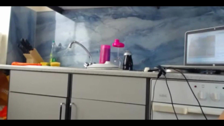 Sexydea: Genç baştan çıkarıcı bir baştan çıkarıcı kadın lezzetli götüyle azdırıyor