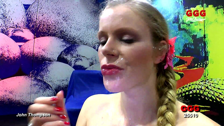 GGG John Thompson Studio: Ggg John Thompson - 少女给继爷最后一次