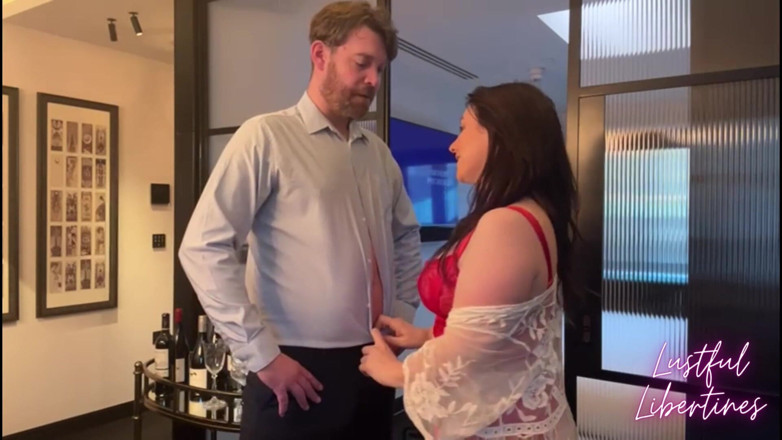 Lustful Libertines: Tolong jangan usir aku dari kamar hotel - roleplay manajer hotel